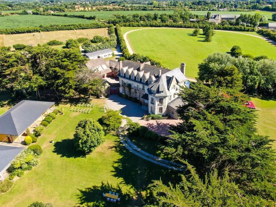 Chateau De Surville Surville  Kültér fotó